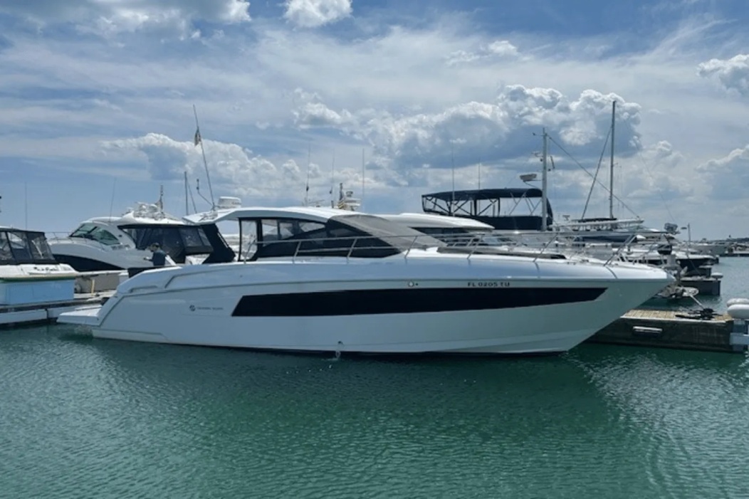 2026 Sea Ray Sundancer