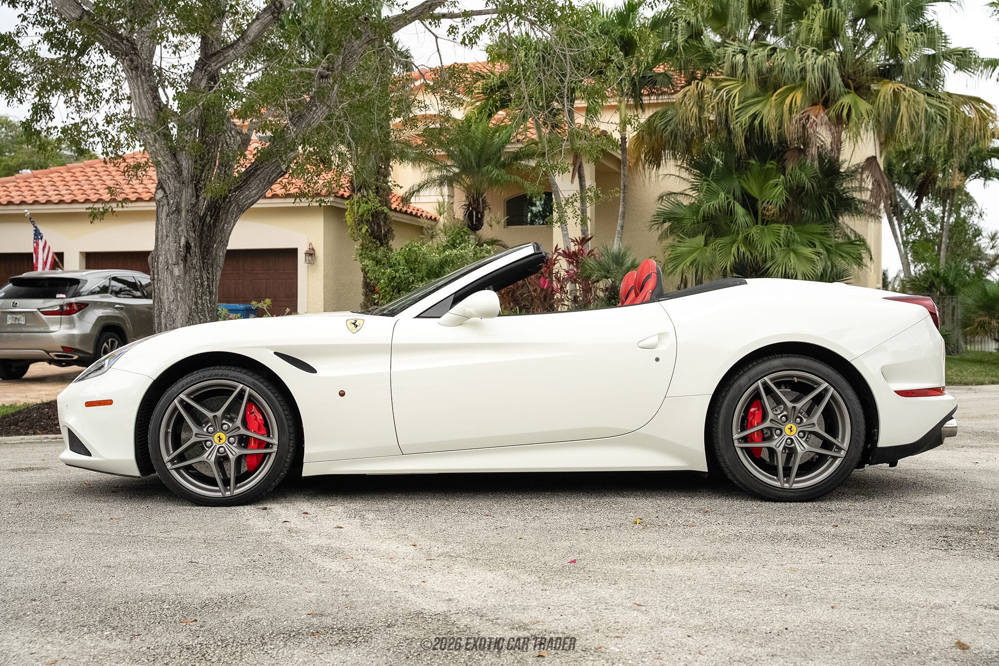 2016 Ferrari California T
