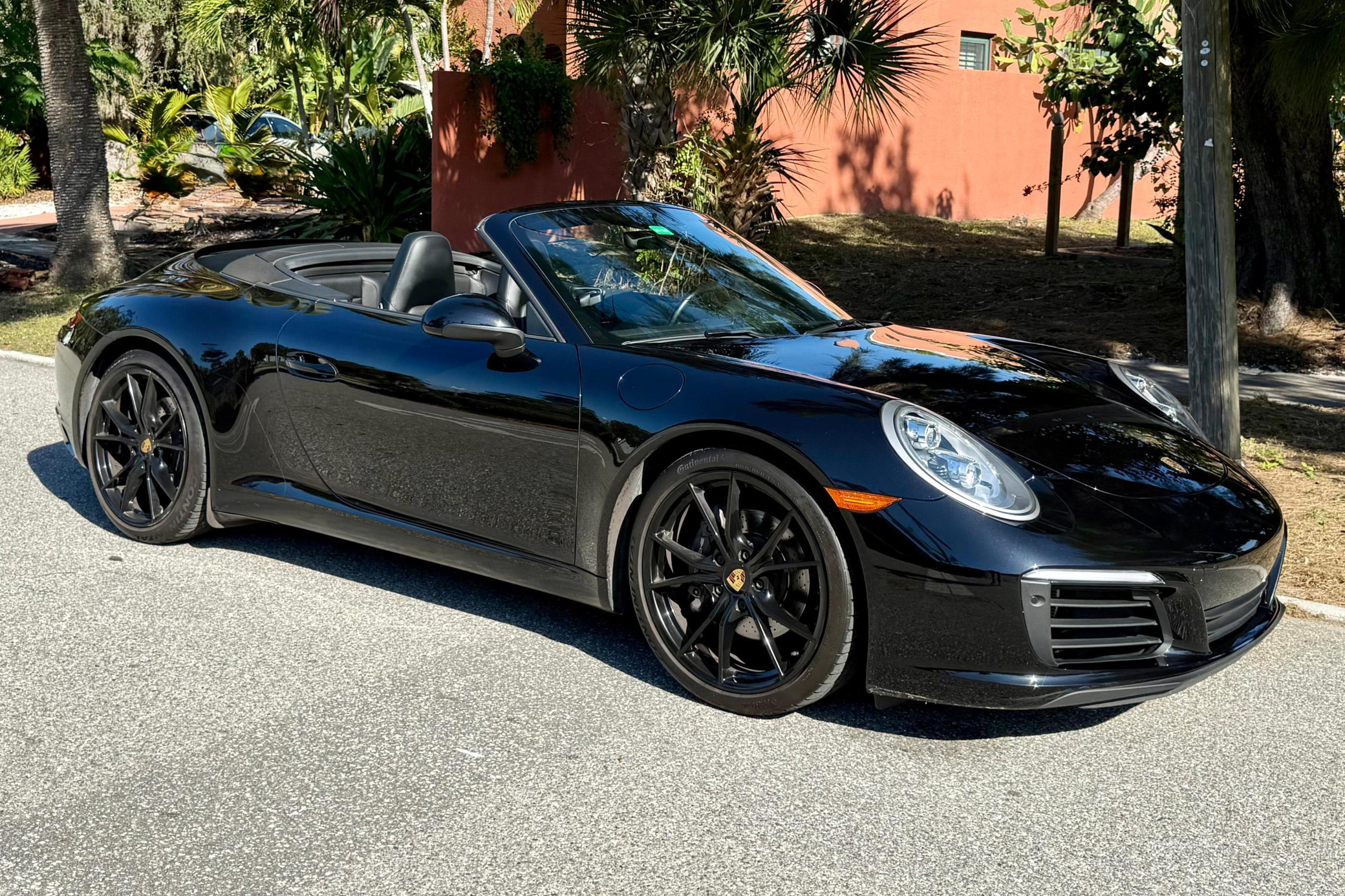 2019 Porsche 911 Carrera Cabriolet