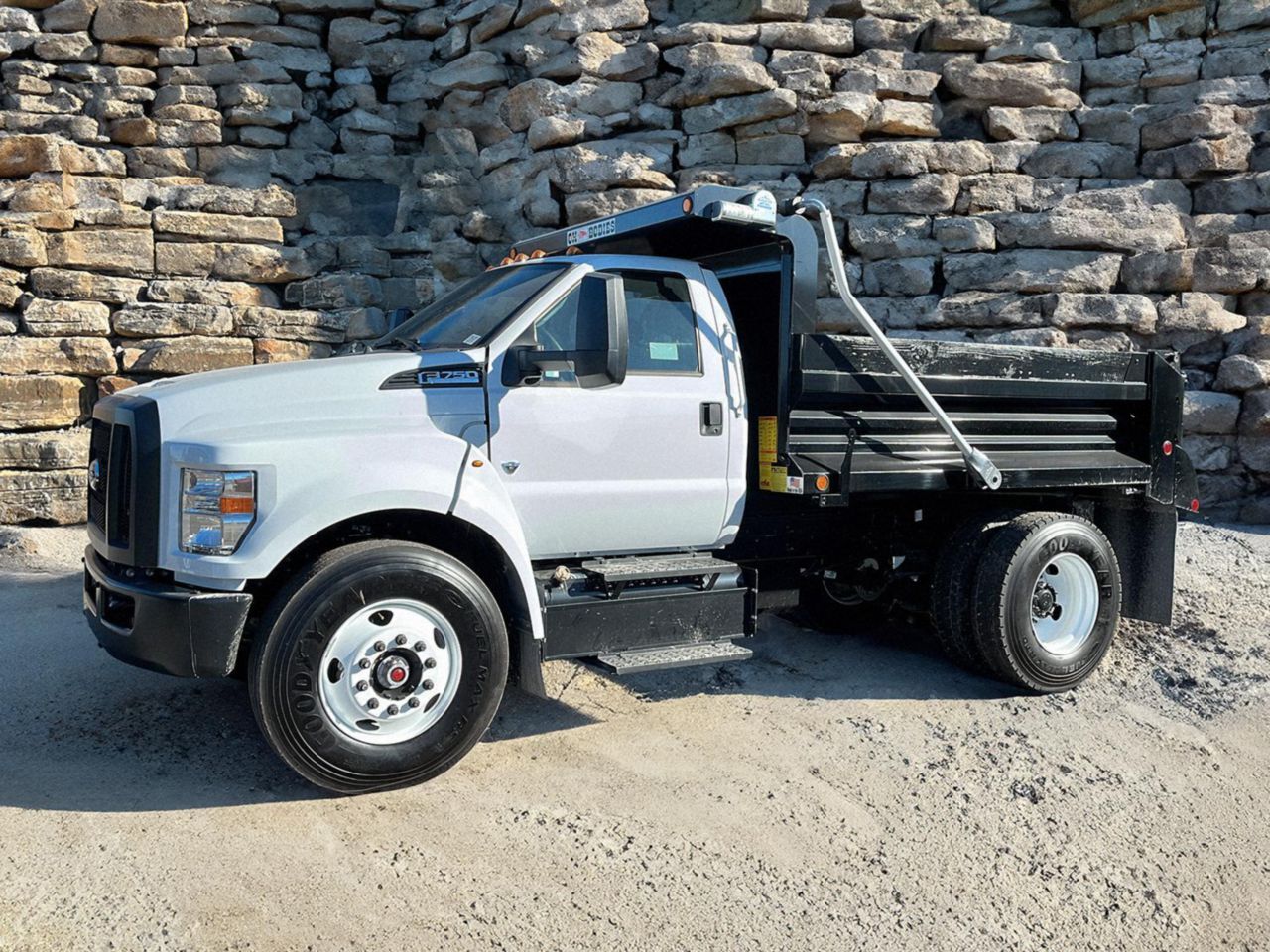 2024 Ford F750